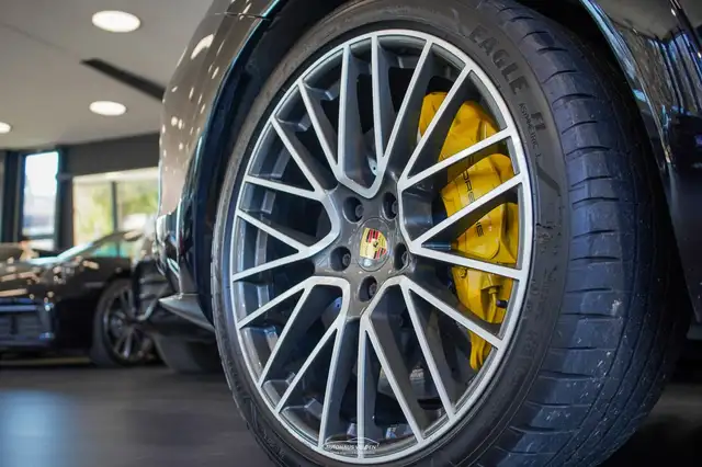 Porsche Cayenne Turbo S E-Hybrid Ansicht 17