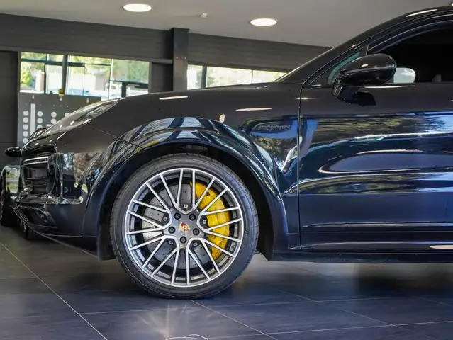 Porsche Cayenne Turbo S E-Hybrid Ansicht 9