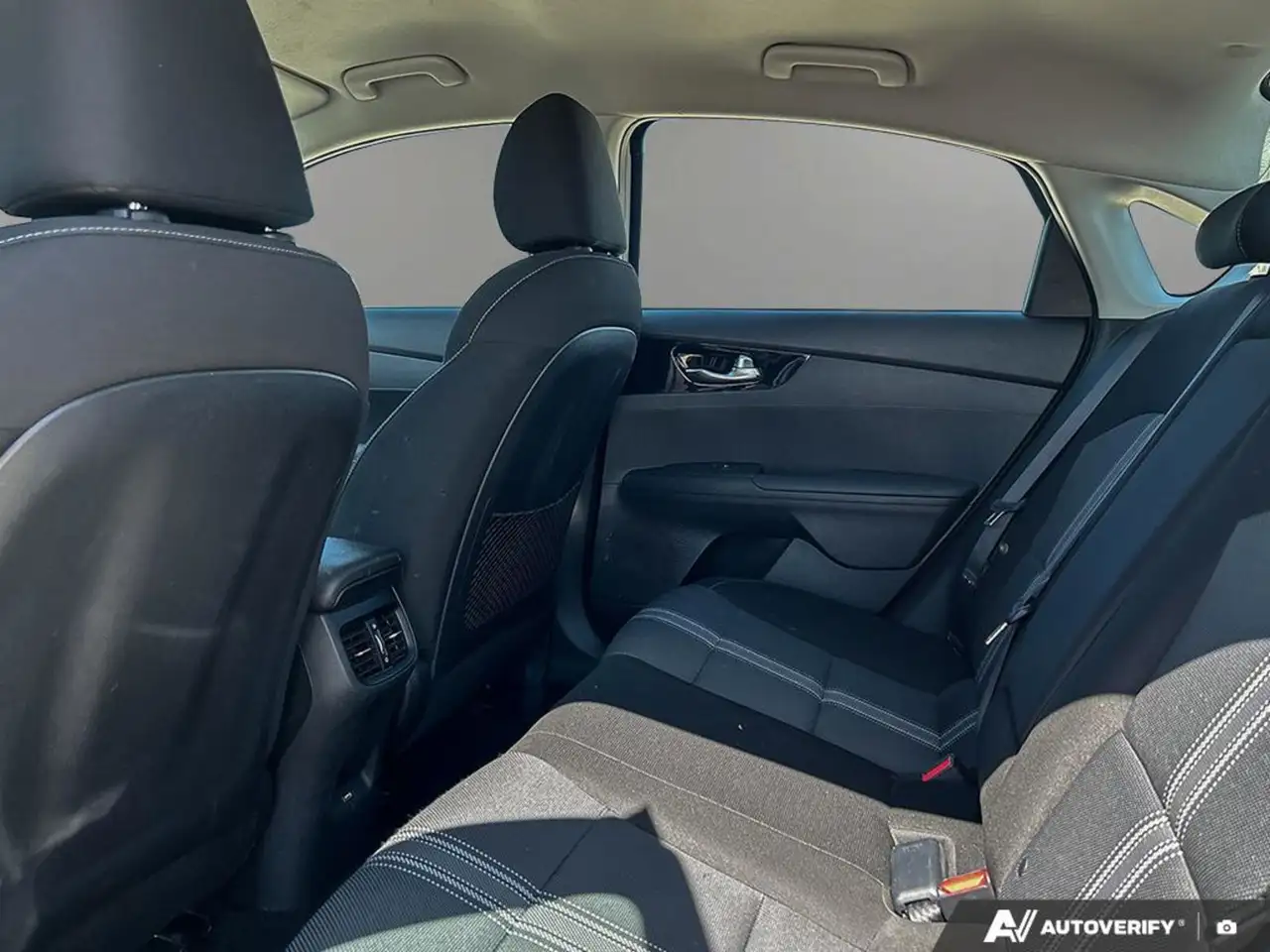 Kia Forte снимка Kia Forte