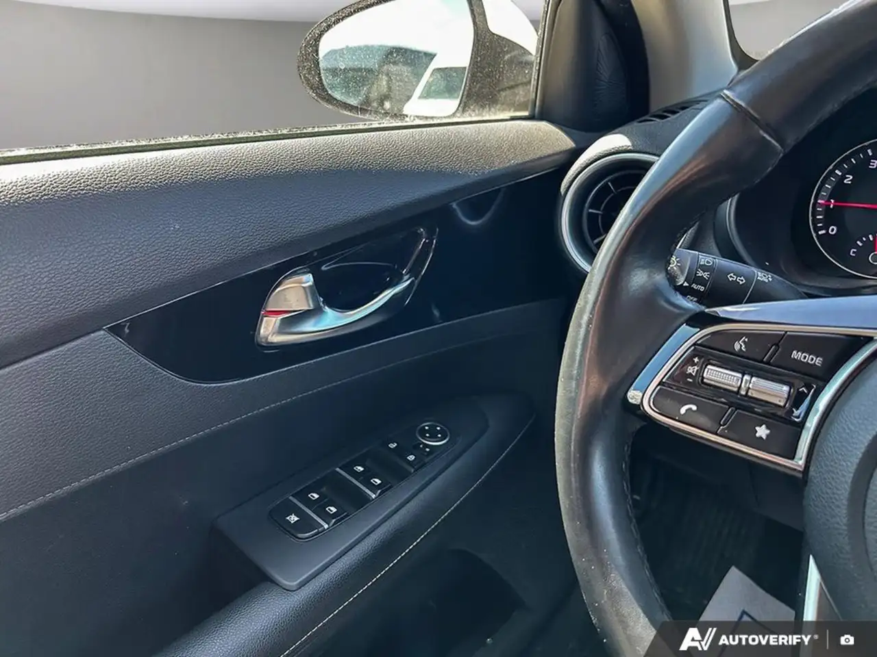 Kia Forte снимка Kia Forte