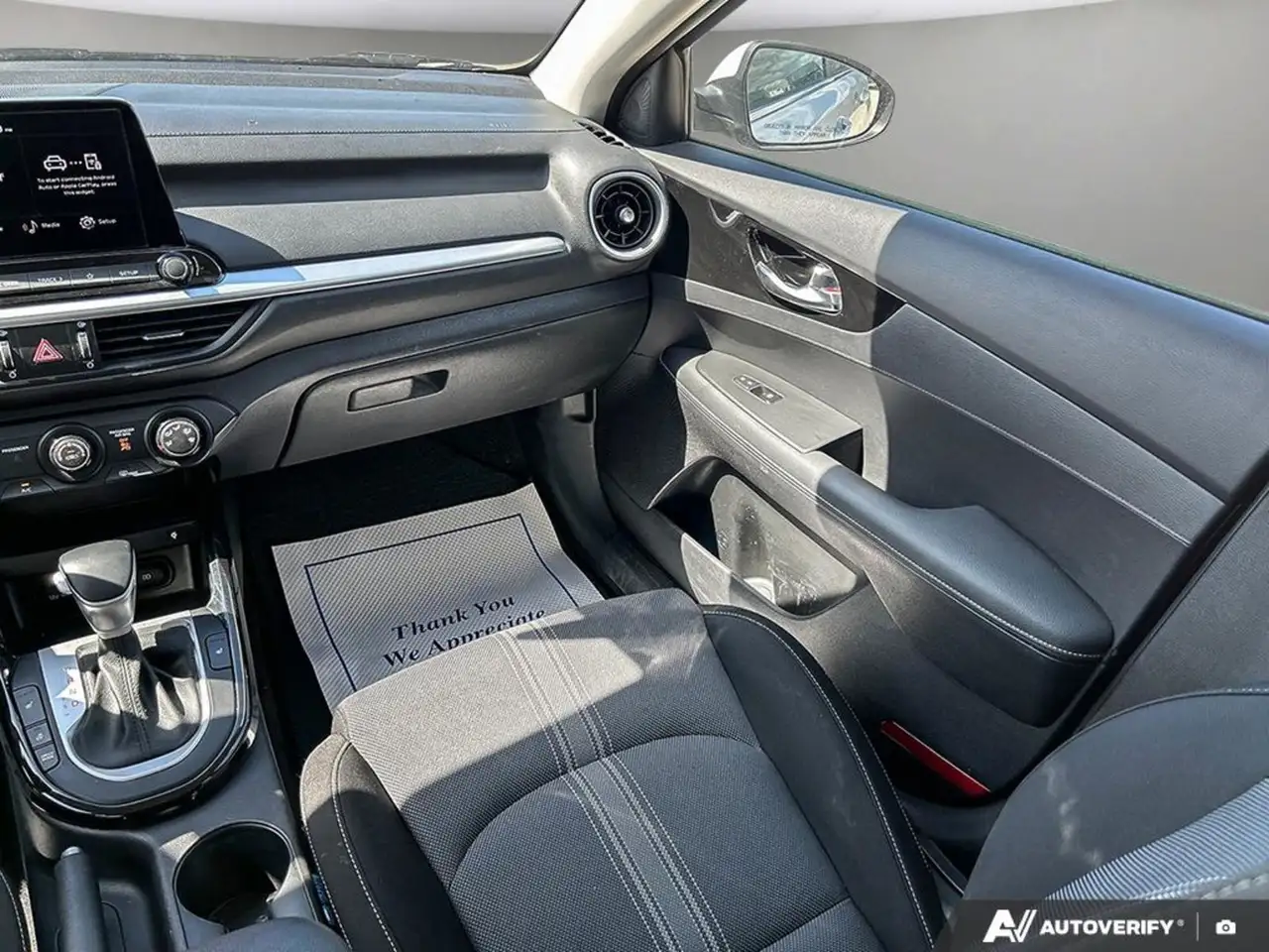 Kia Forte снимка Kia Forte