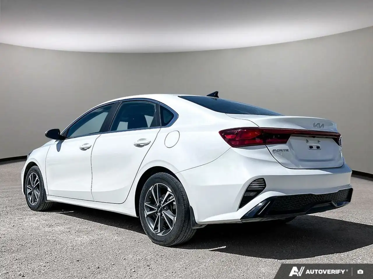 Kia Forte снимка Kia Forte