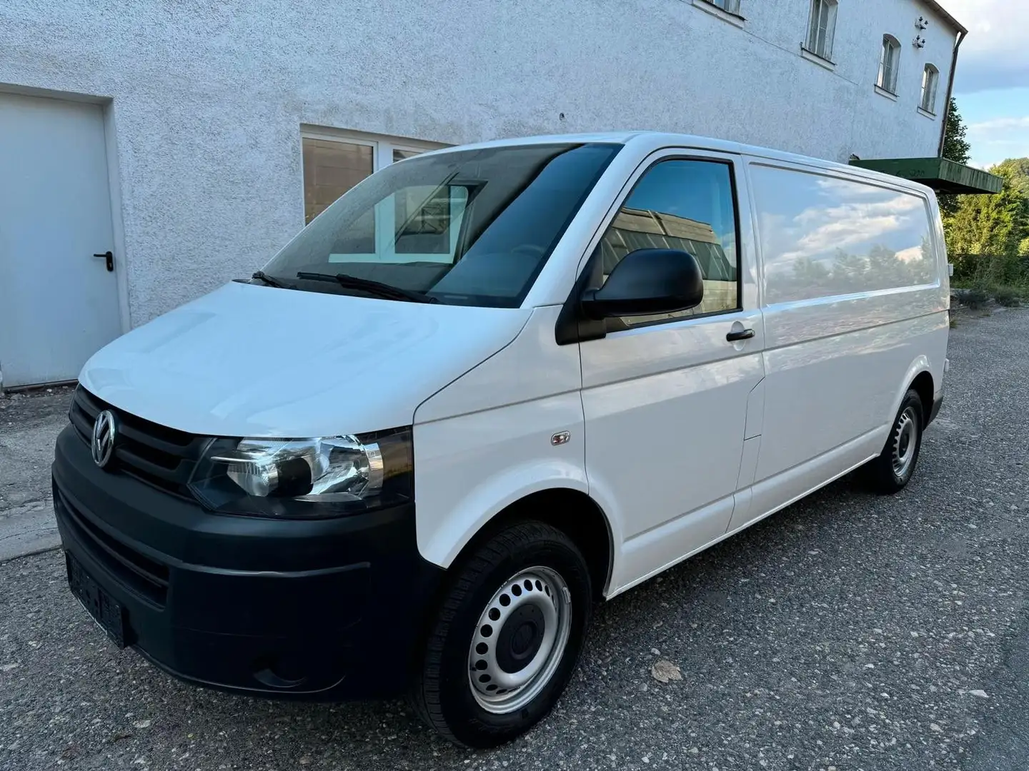 Volkswagen T5 Transporter Kasten-Kombi lang Weiß - 1