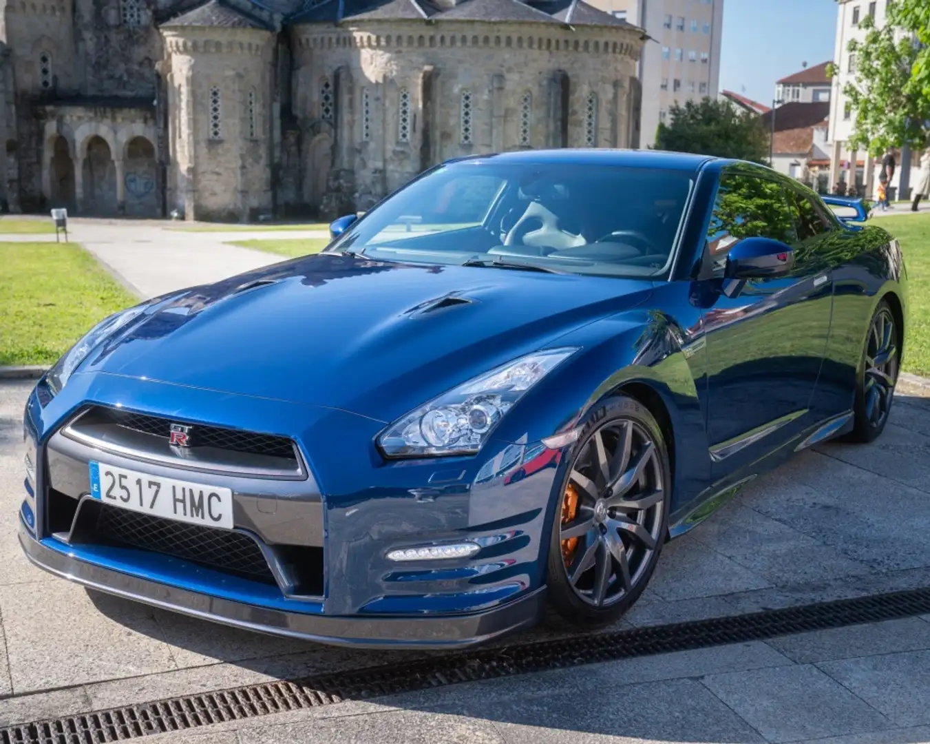 Nissan GT-R 3.8 V6 Premium Edition Aut. Blau - 2