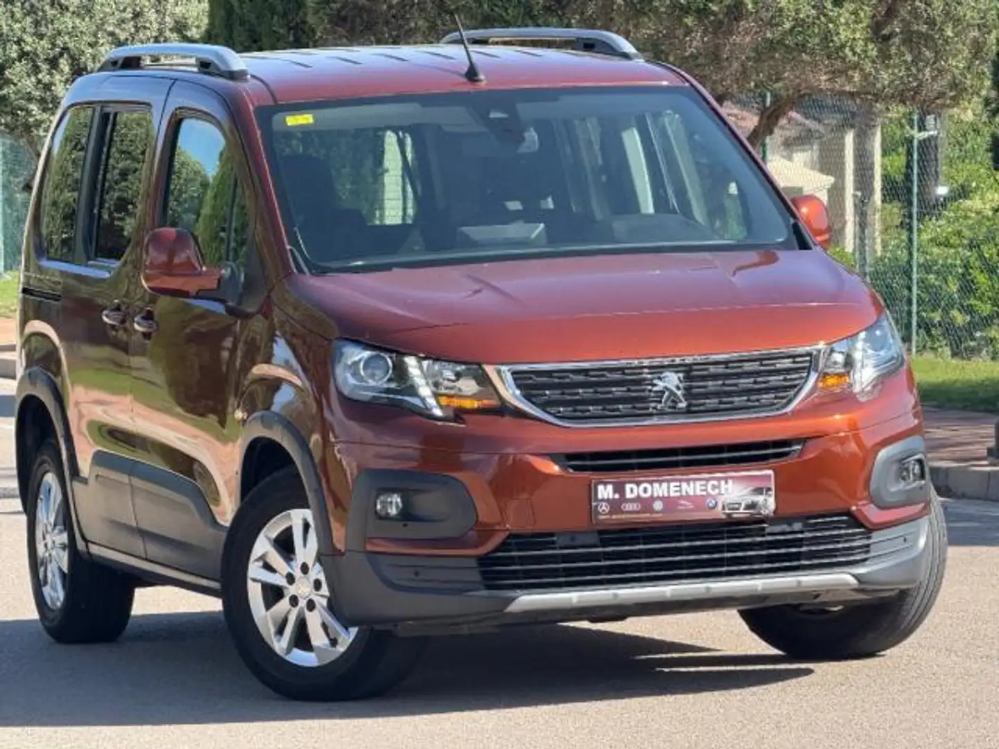 Peugeot Rifter 1.2 PureTech S&S Long Allure EAT8 130 Marrón - 2