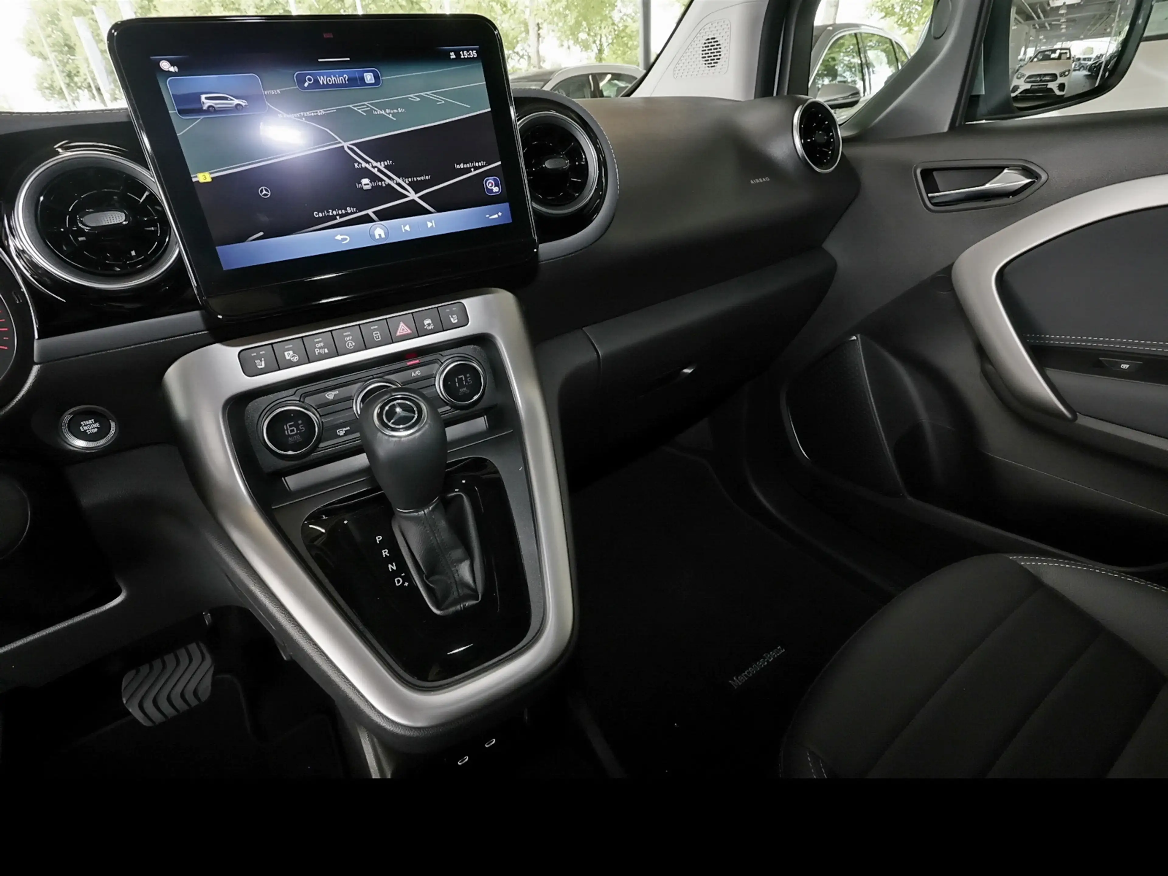 Mercedes-Benz T-Class lang Progressive MBUX 7G Kamera LED — photo 12