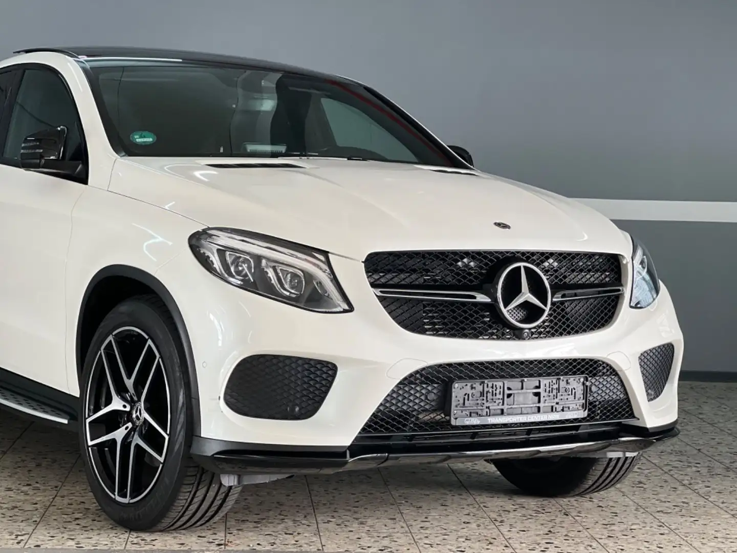 Mercedes-Benz GLE 350 Coupe*AMG-LINE*NIGHT-PAKET*PANO*H&K*360° Weiß - 2