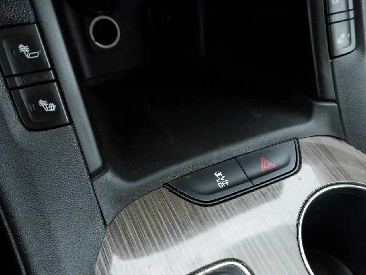 GMC Acadia снимка GMC Acadia