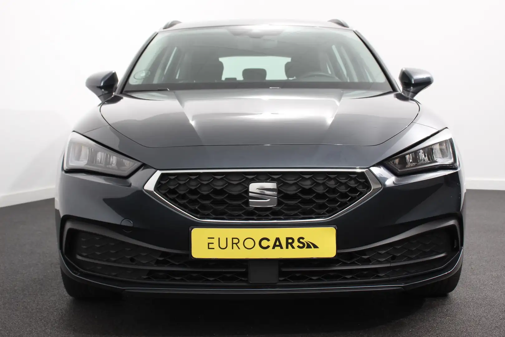 SEAT Leon Sportstourer 1.5 eTSI 150pk DSG Style | Navigatie Gris - 2