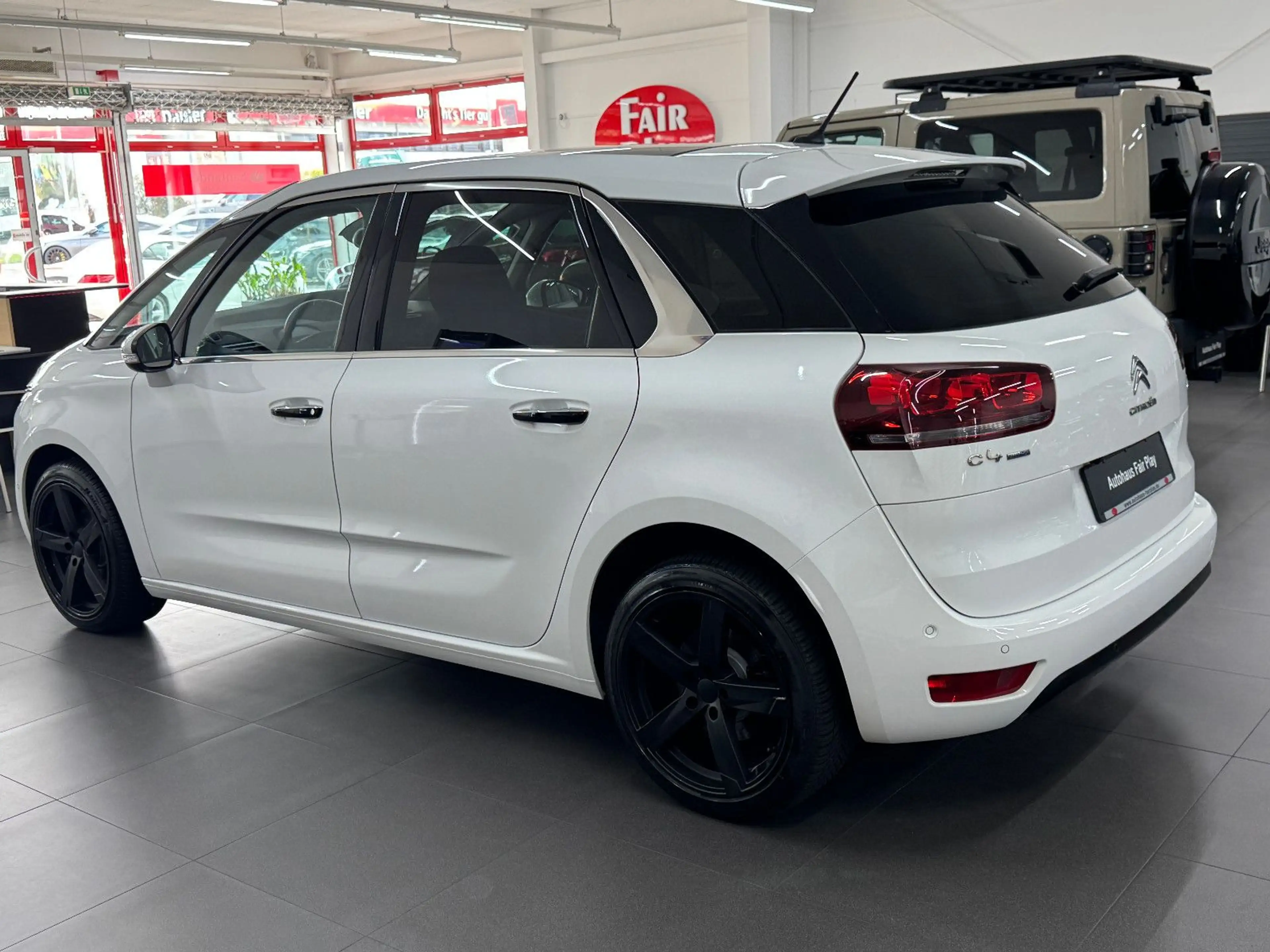 Citroen C4 Picasso /Spacetourer Selection — photo 6