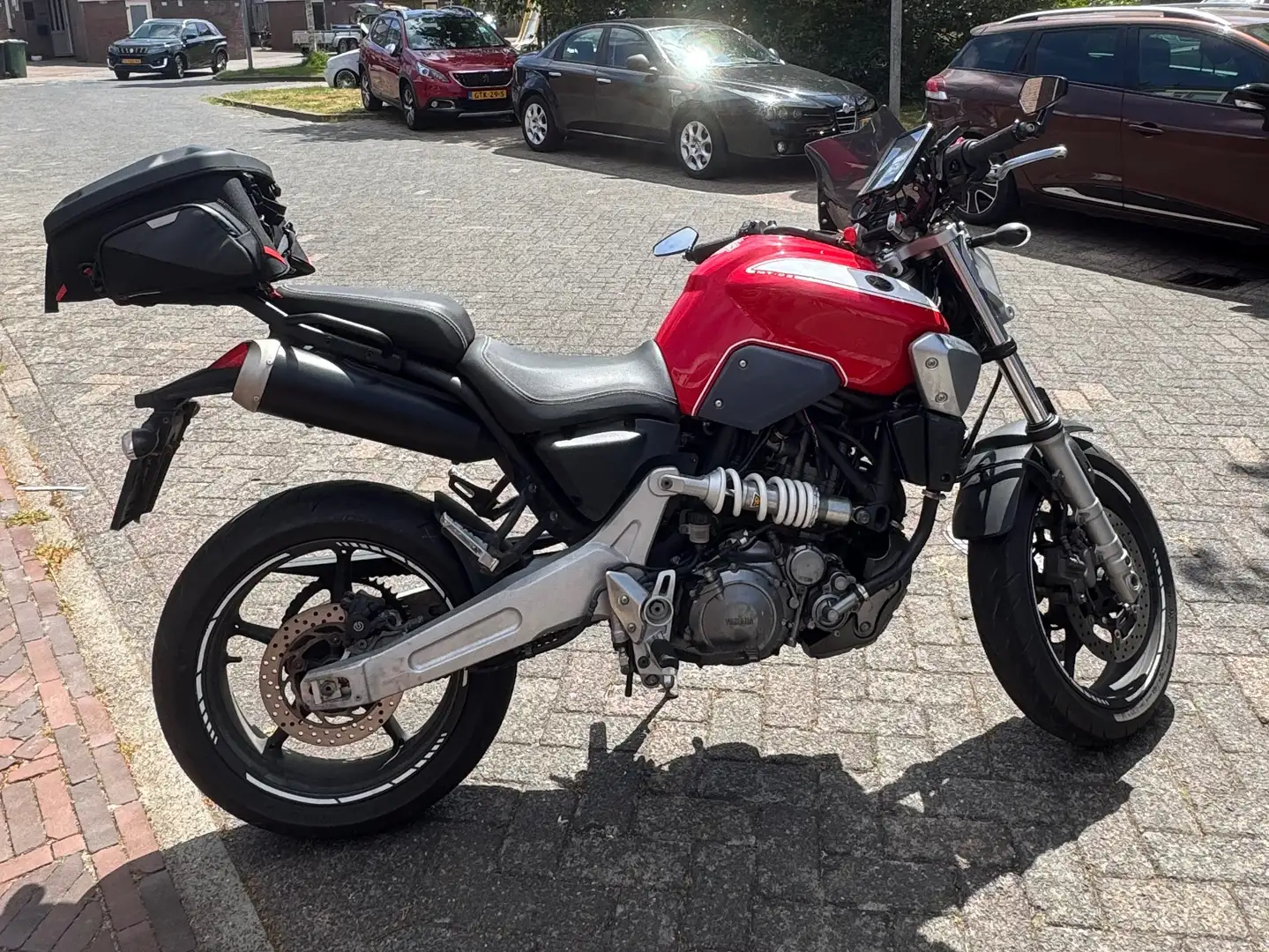 Yamaha MT-03 Roşu - 1