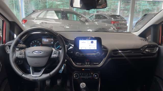 Ford Fiesta — photo 9