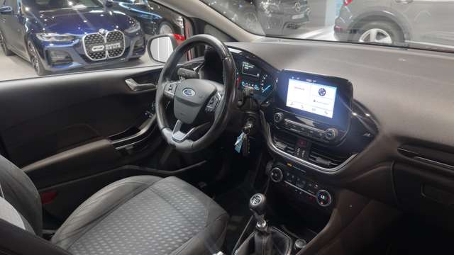 Ford Fiesta — photo 14