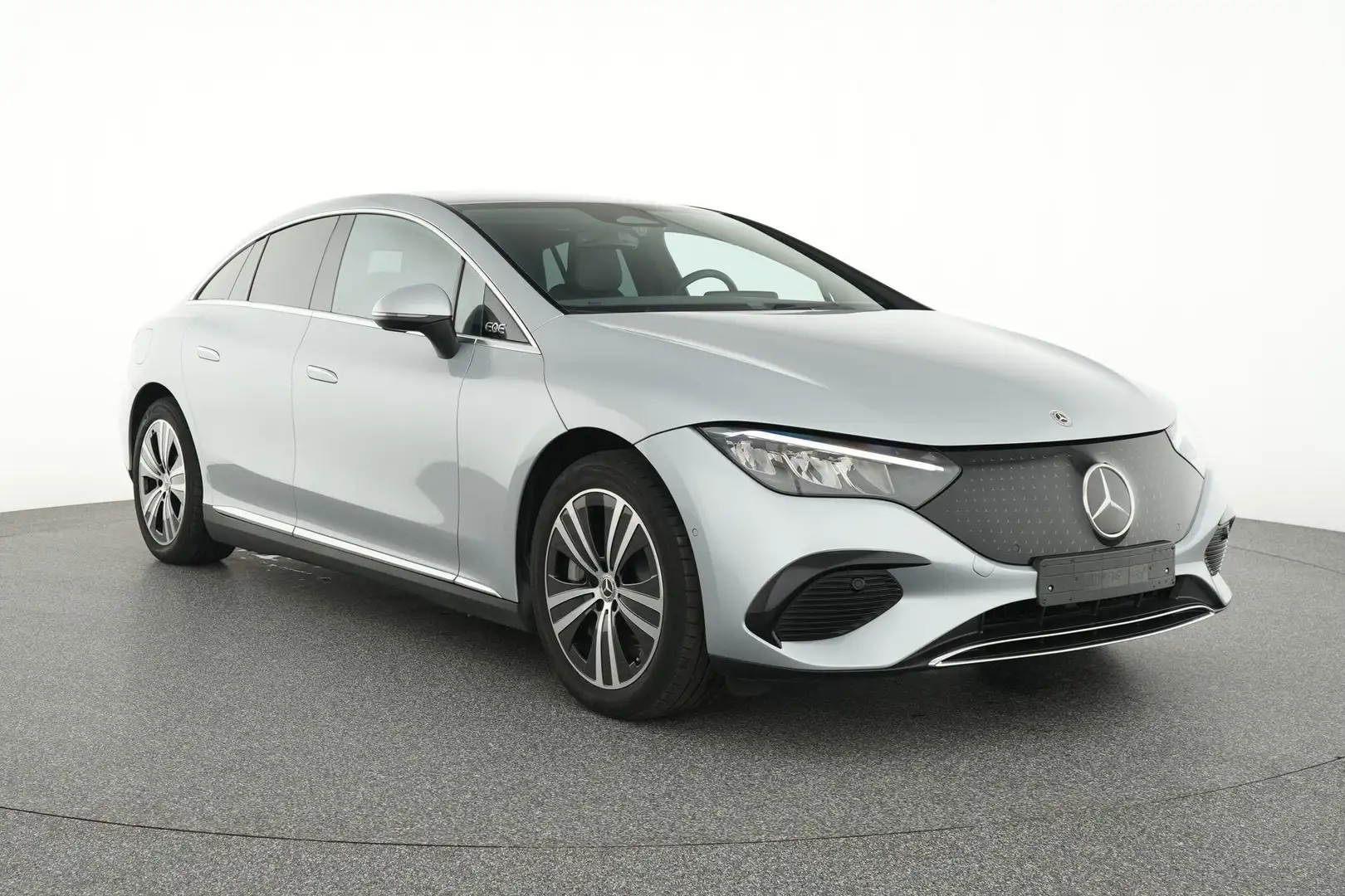 Mercedes-Benz EQE 300 Business Line Argent - 2