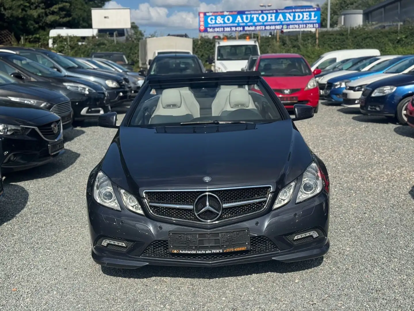 Mercedes-Benz E 250 E -Klasse Cabrio E 250 CGI BlueEfficiency Gris - 2