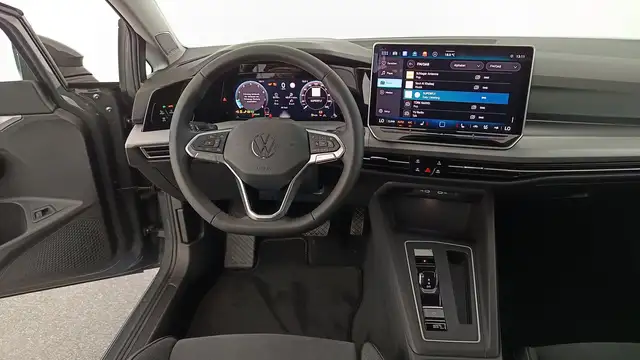 Volkswagen Golf view 12