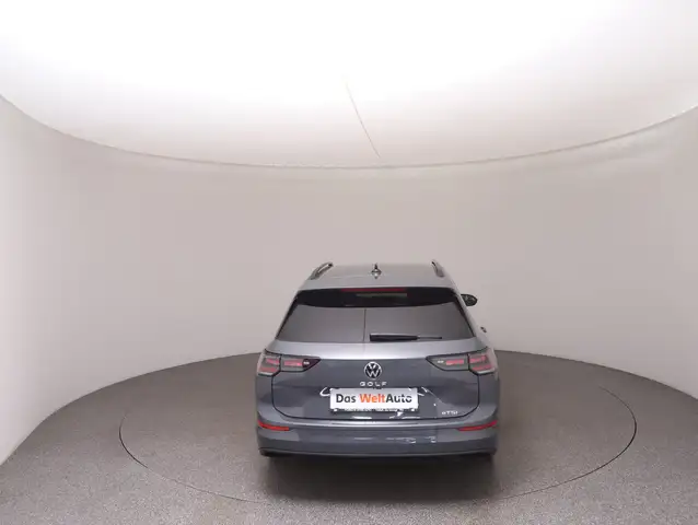 Volkswagen Golf view 6
