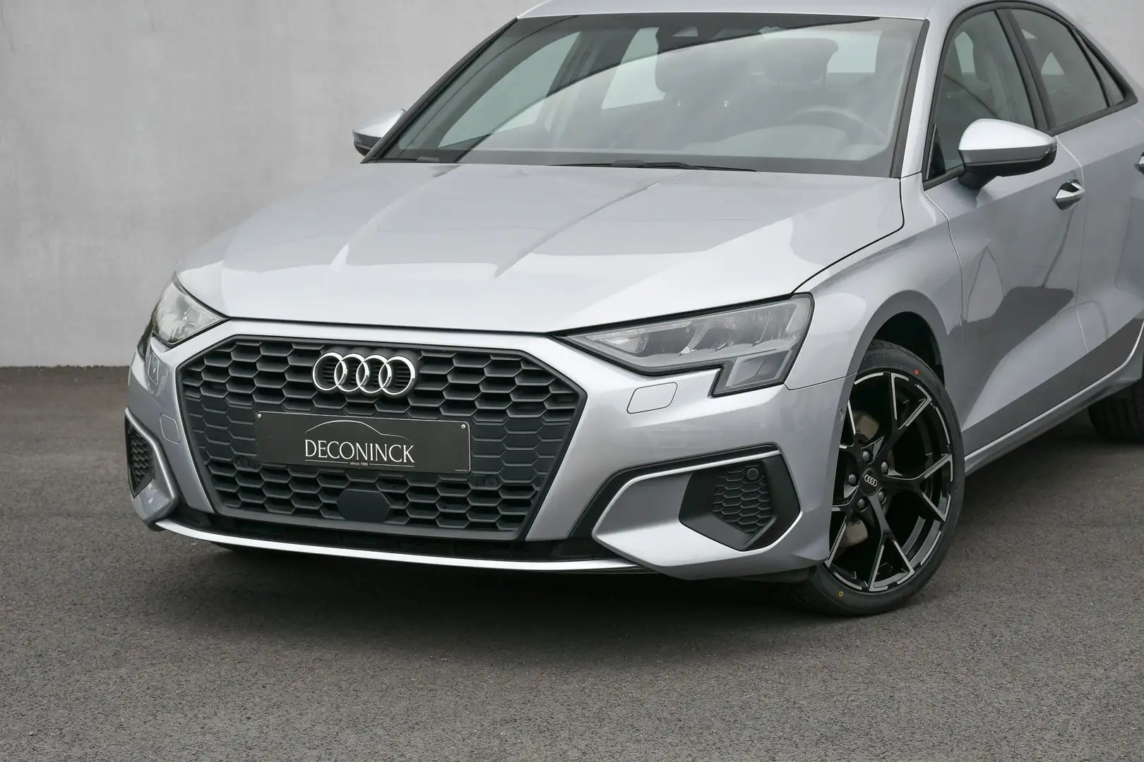 Audi A3 30 TFSI Business*BERLINE*LEDER*LED*VIRTUAL*CARPLAY Zilver - 2