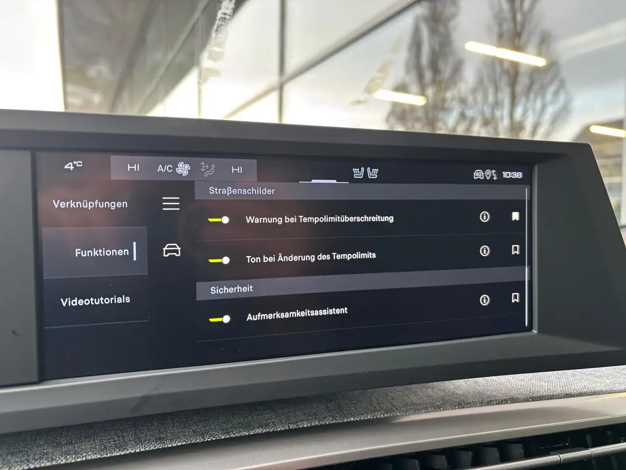 Peugeot 5008 Allure MHEV 145 e-DSC6 Temp 19" Kamera LED 22