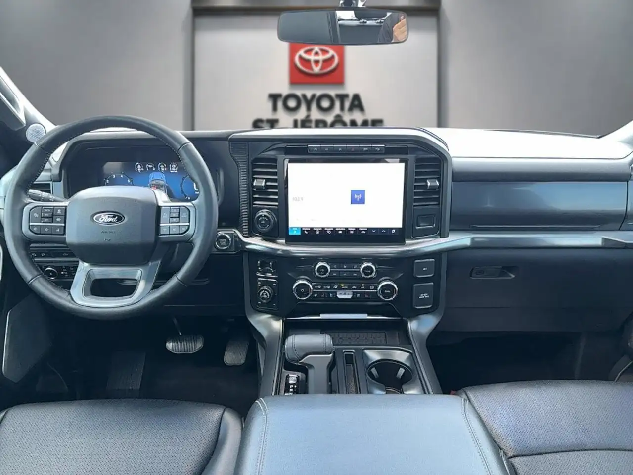 Ford F 150 снимка Ford F 150