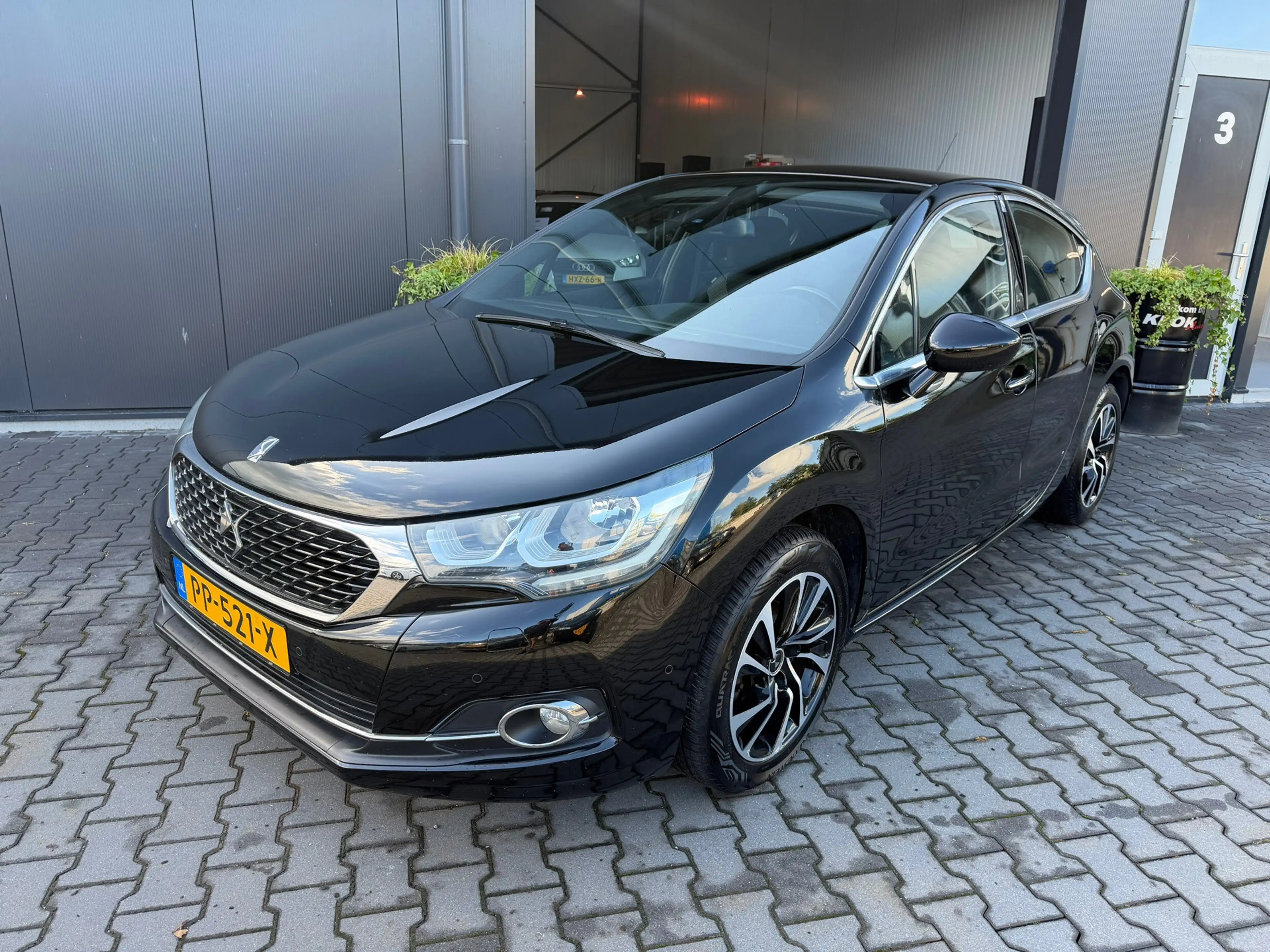 DS Automobiles DS 4 Crossback 1.2 PureTech Business