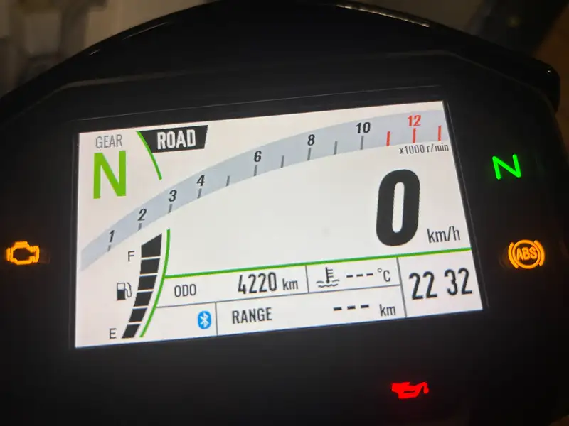 Kawasaki Z 900 - foto 7