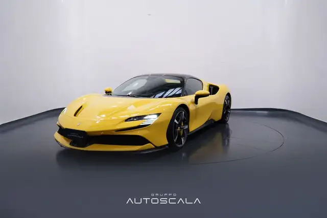 Ferrari SF90 Spider