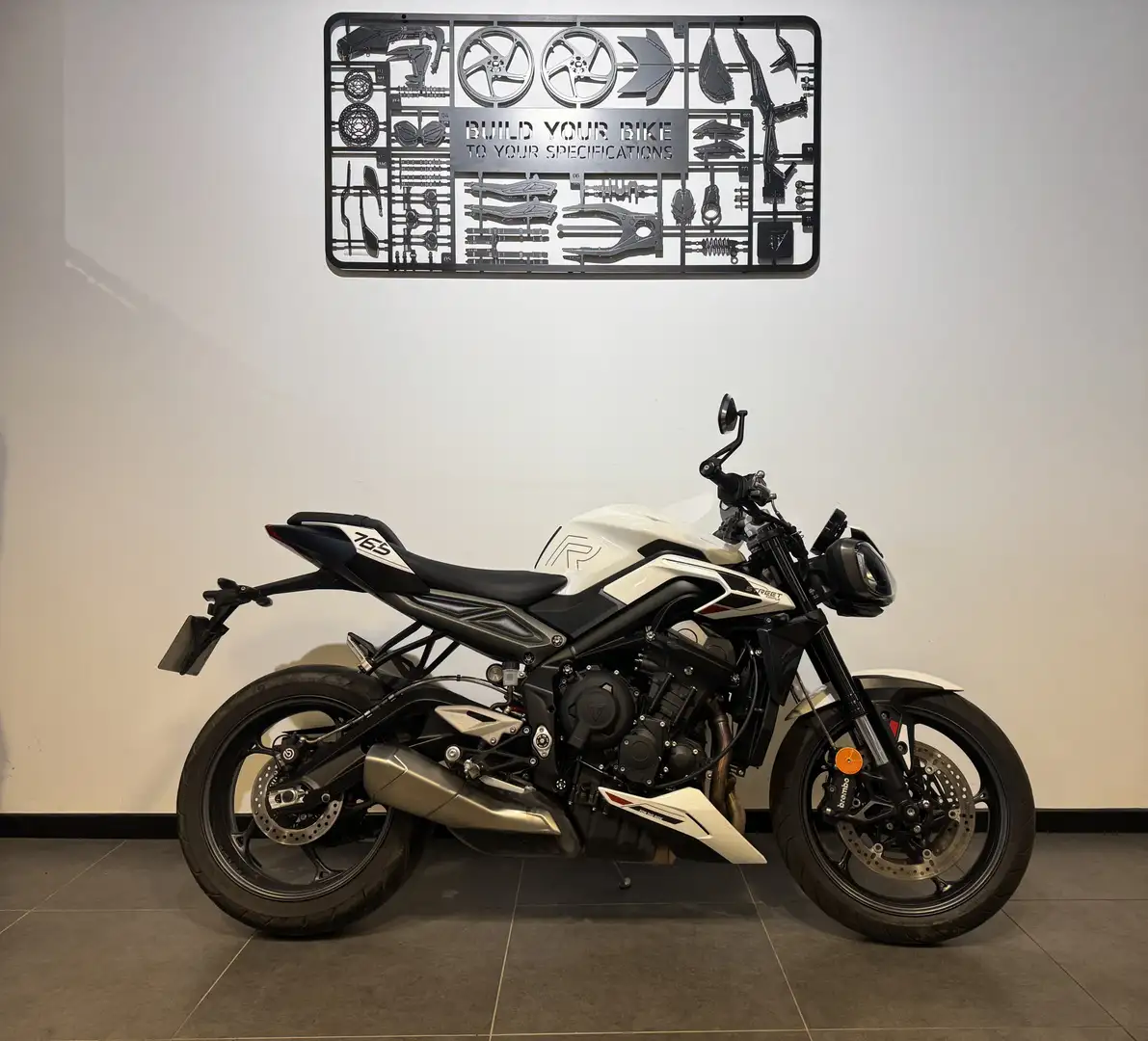 Triumph Street Triple 765 Weiß - 1