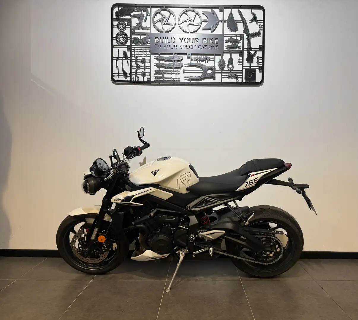 Triumph Street Triple 765 Weiß - 2