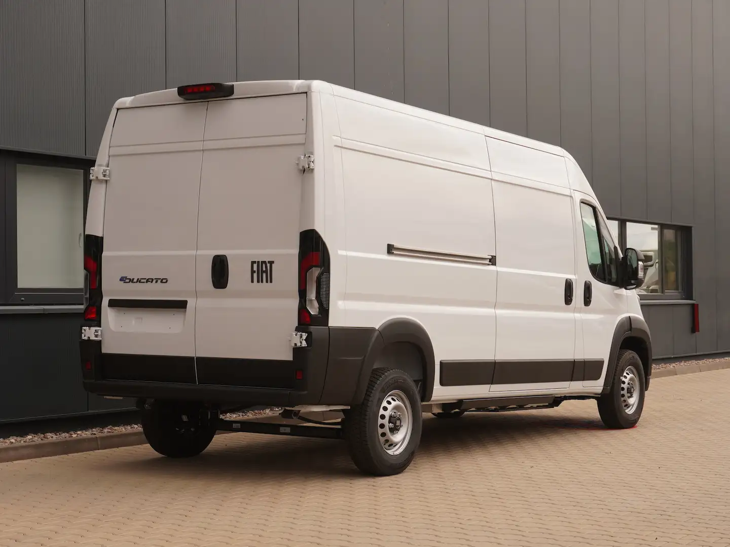 Fiat Ducato 40 L3H2 110 kW/h + Schwingsitz Weiß - 2