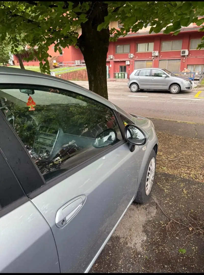 Fiat Grande Punto Grande Punto III 2005 5p 1.2 Active 65cv Grigio - 2