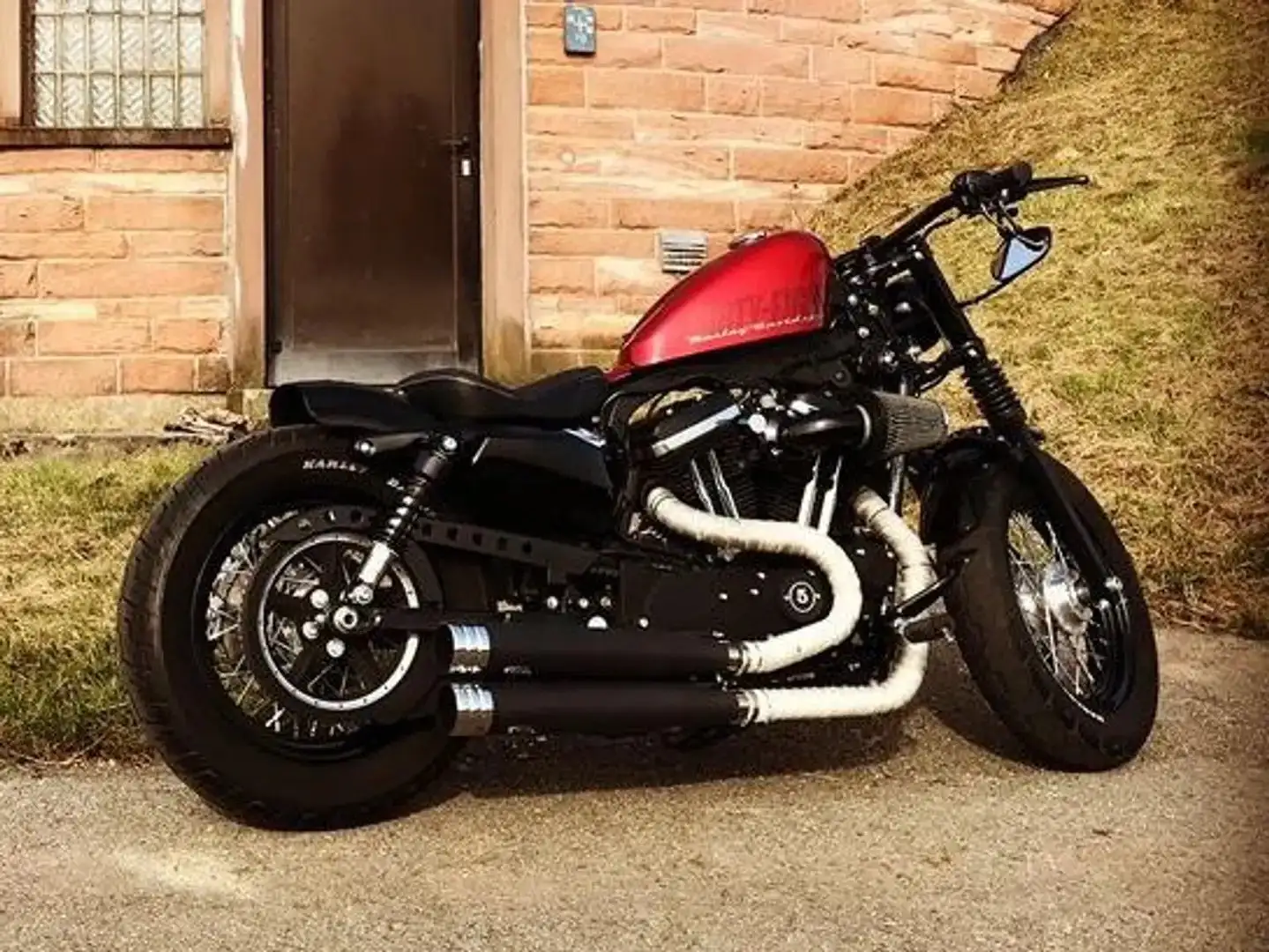 Harley-Davidson Sportster Forty Eight Czerwony - 2