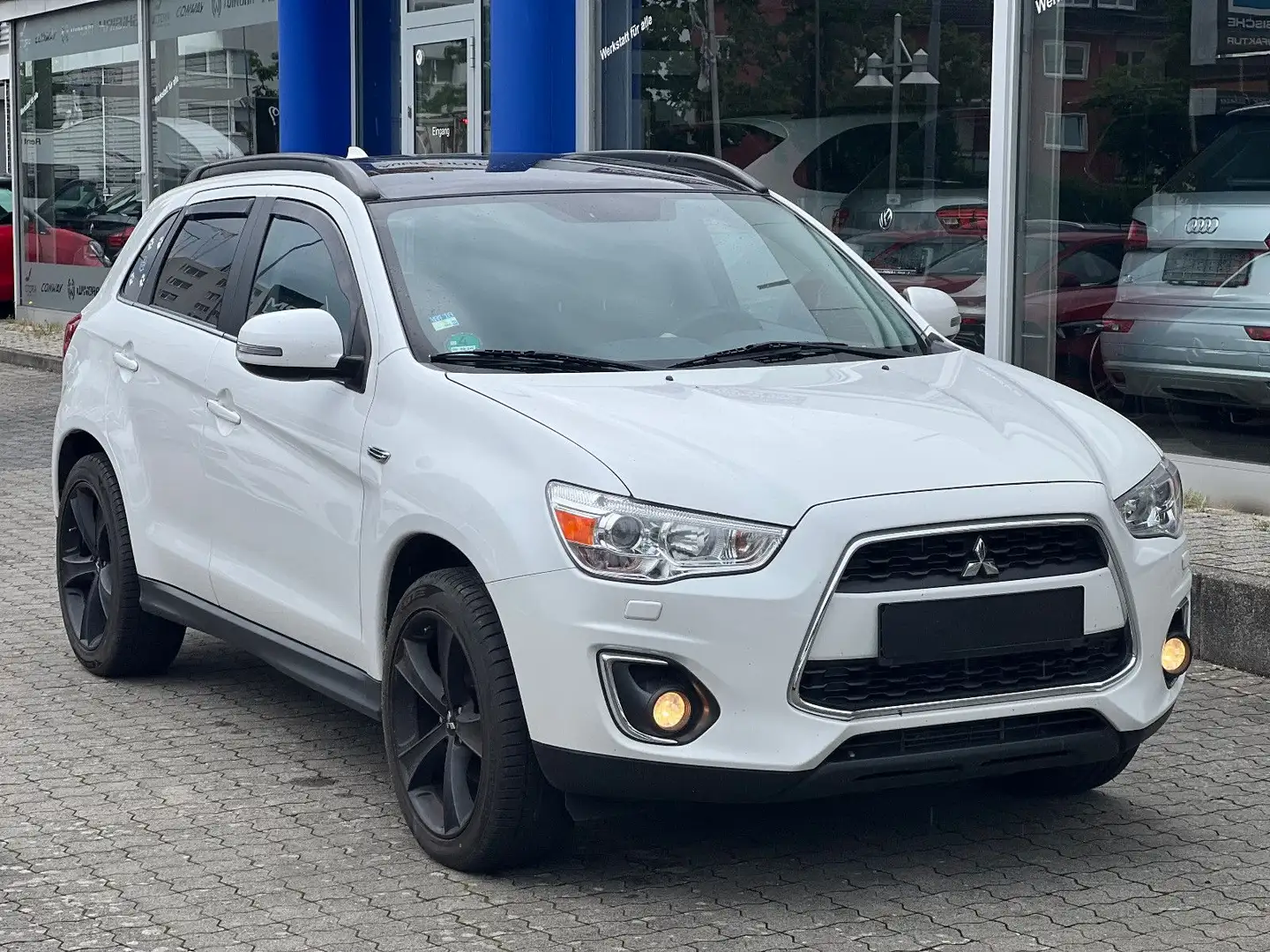 Mitsubishi ASX 2.2 DI-D 4WD Intense Aut.  * Top Extras * Weiß - 1