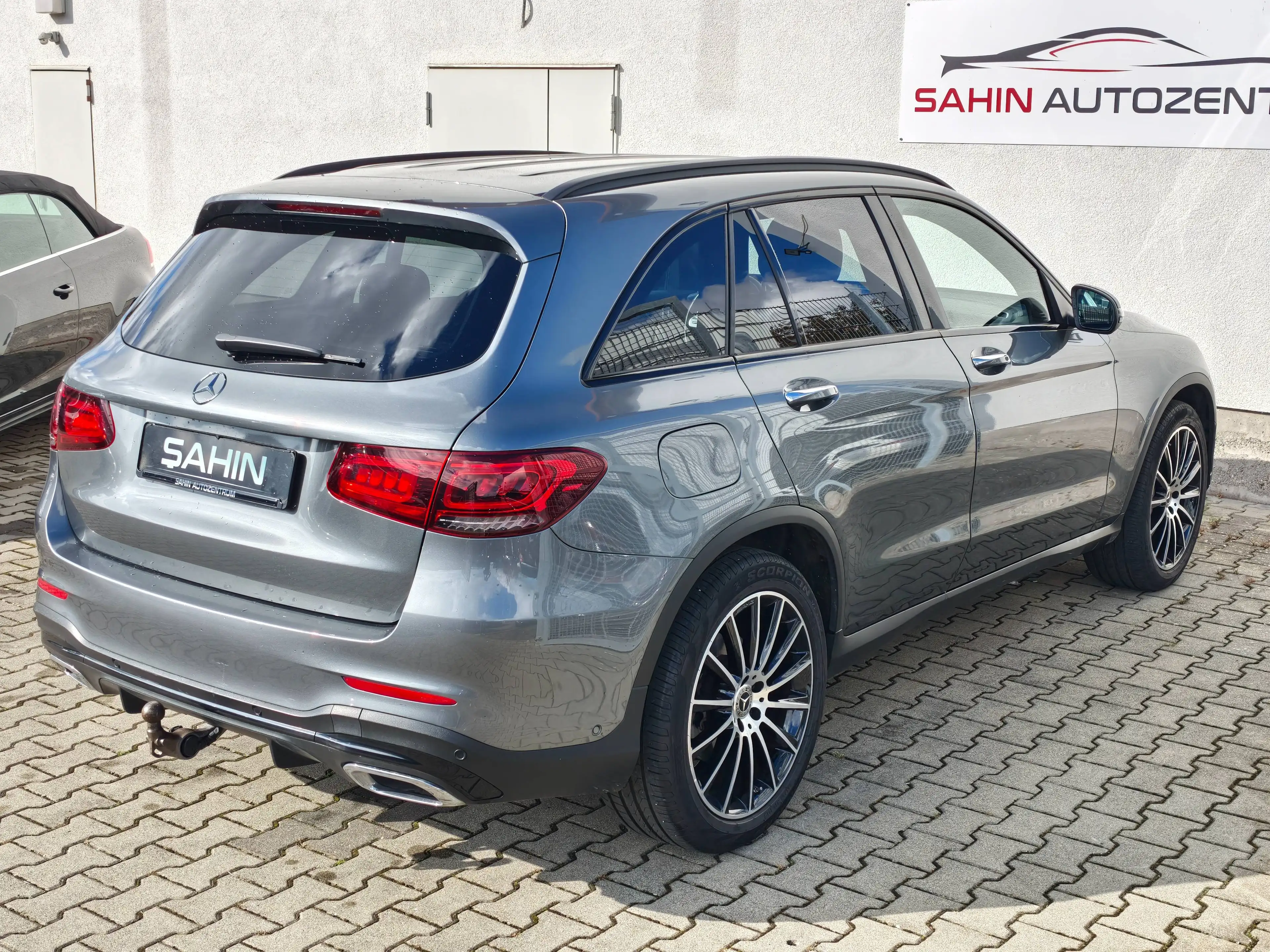 Mercedes-Benz GLC 400 d 4Matic 9G AMG 1.Hd 360° Luft AHK TOT+SPUR+DIST — photo 6