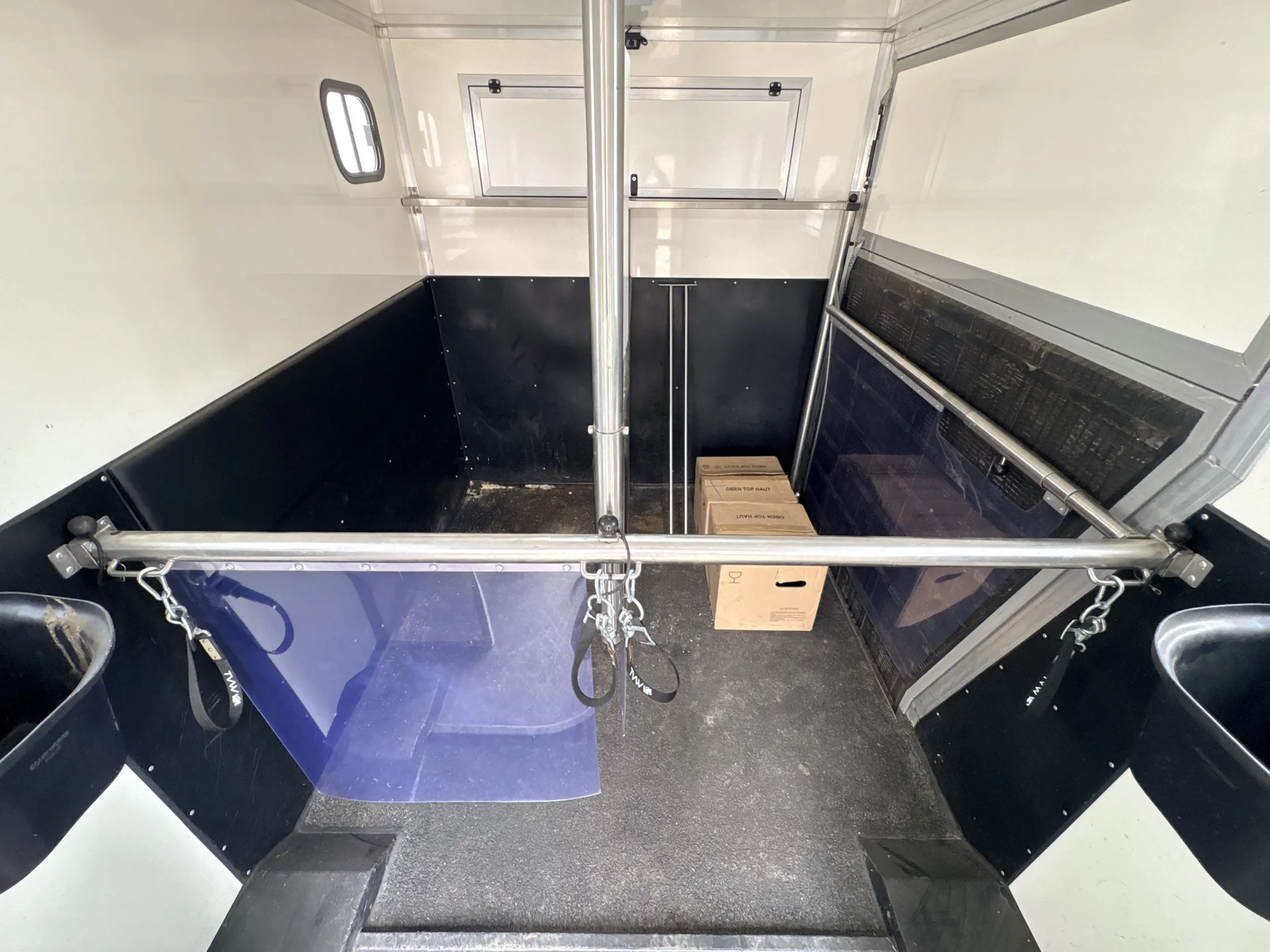 Citroen Jumper 2.2 130PK Paardenwagen Horsetrailer Pferdewagen Gi — photo 13