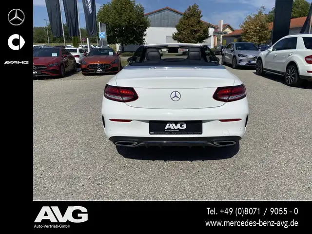 Mercedes-Benz C-Class view 9