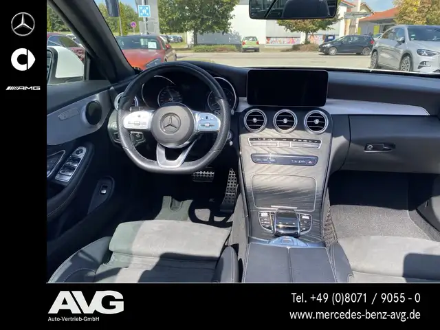 Mercedes-Benz C-Class view 13