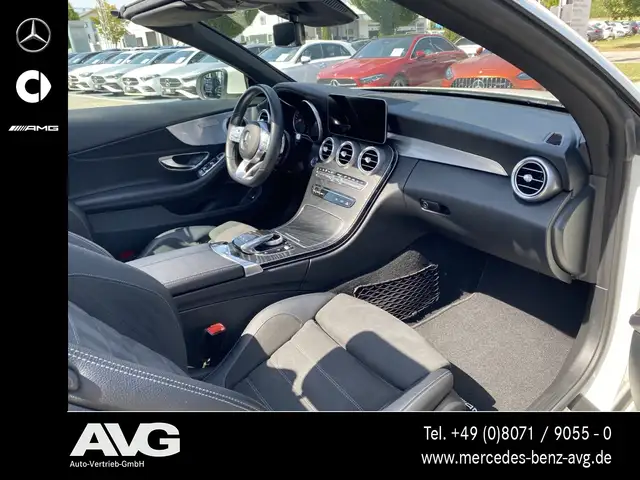 Mercedes-Benz C-Class view 12