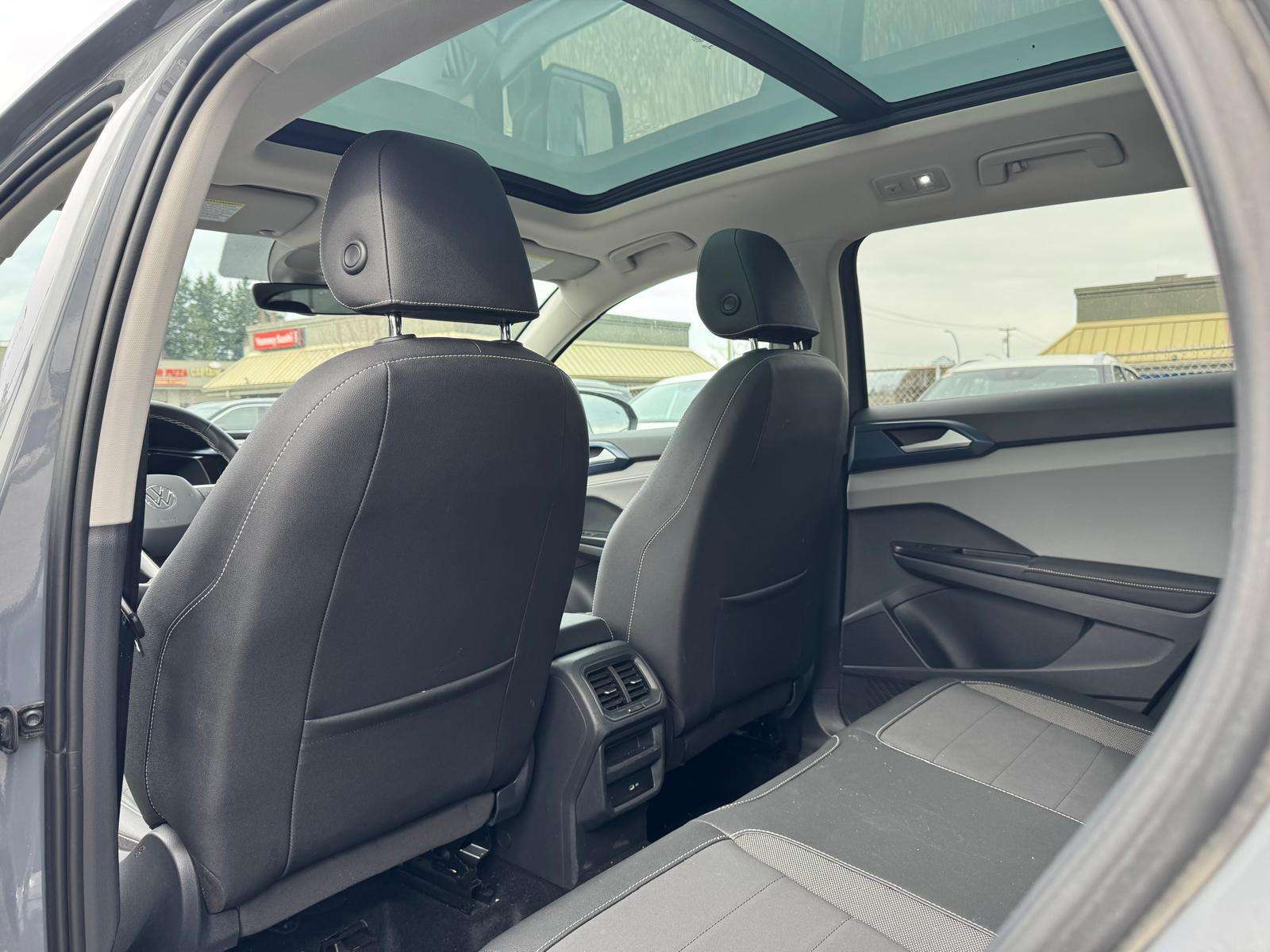 2024 Volkswagen Taos — view 13