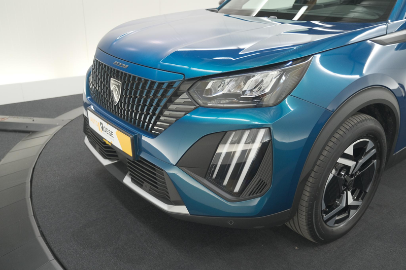 Peugeot 2008 1.2 Hybrid 145 Allure | Apple Carplay | Climate Co — photo 10
