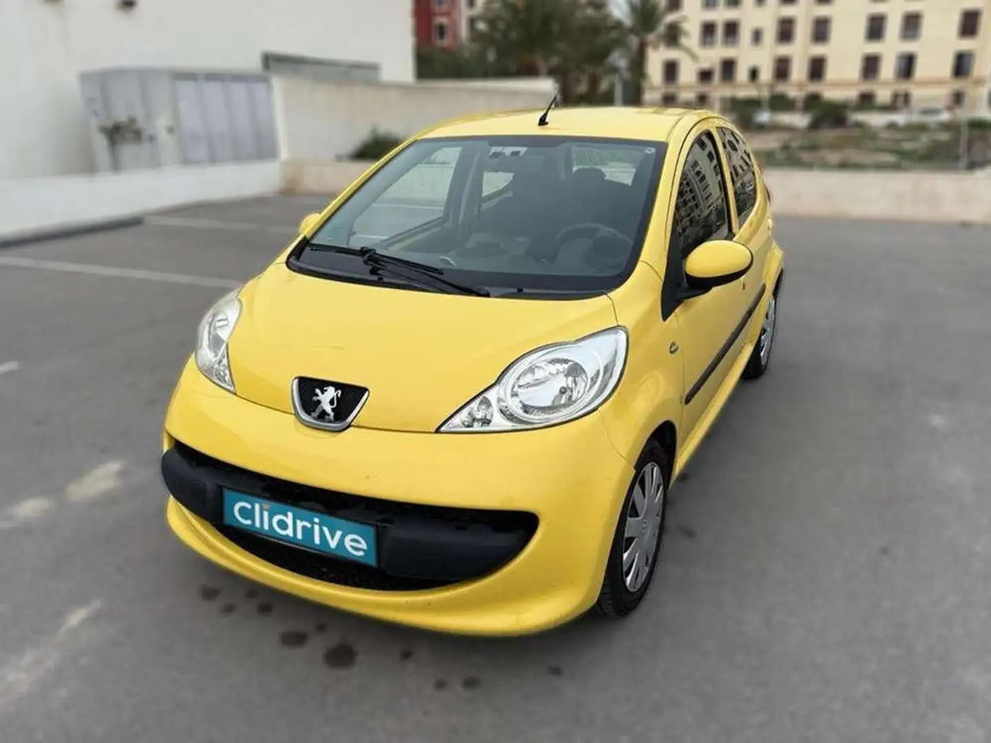 Peugeot 107 1.0i Urban Amarillo - 2