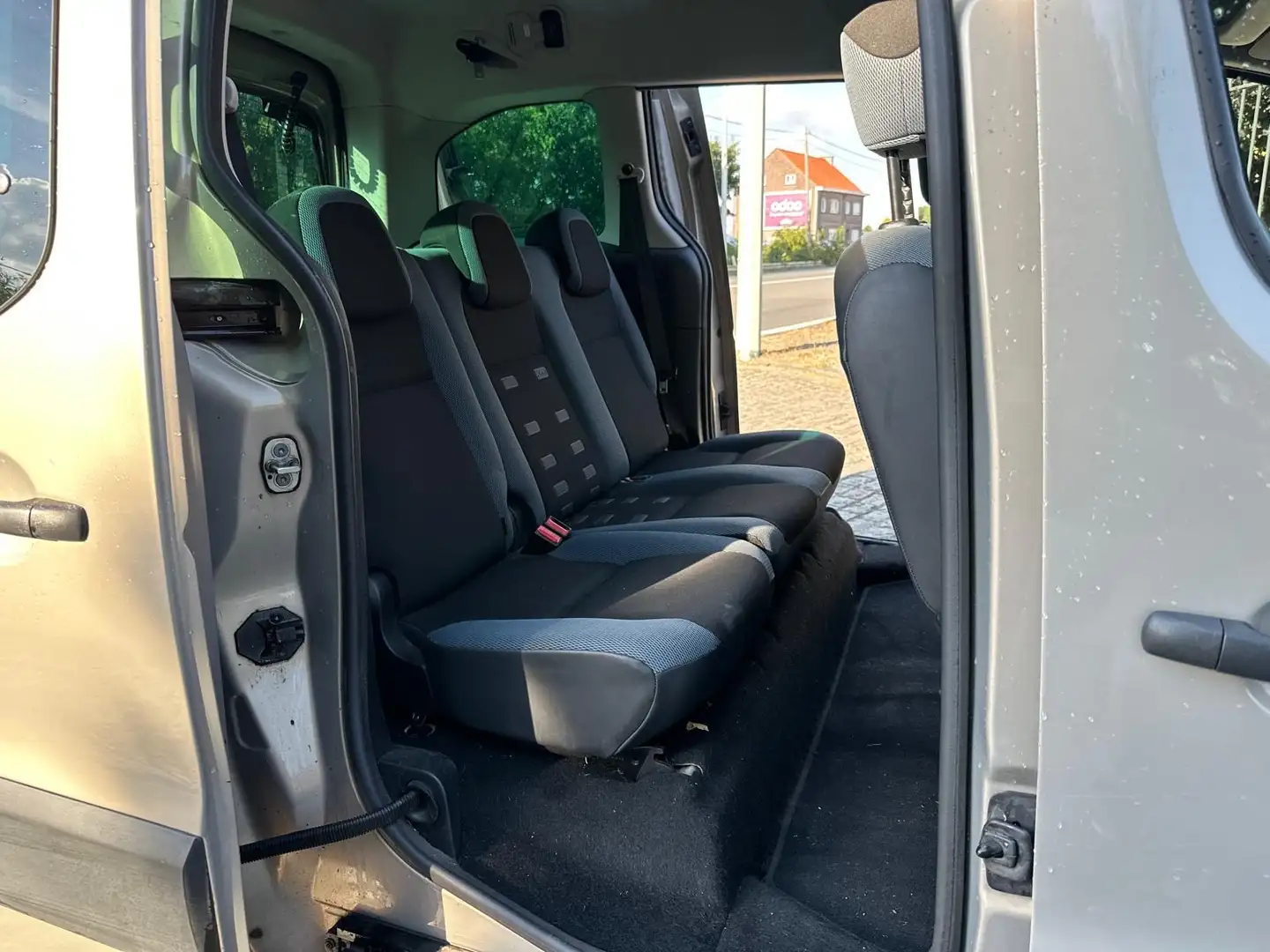 Citroen Berlingo 1.6 hdi airco xtr - 2