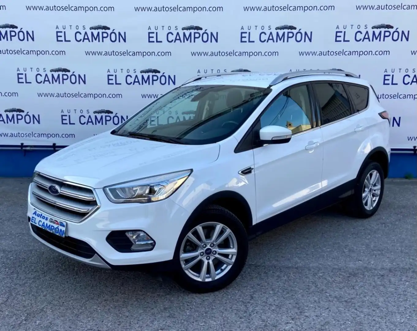 Ford Kuga 1.5TDCi Auto S&S Titanium 4x2 120 Wit - 1