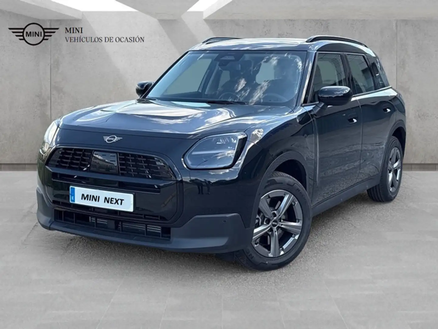 MINI One Countryman C Essential Negro - 1