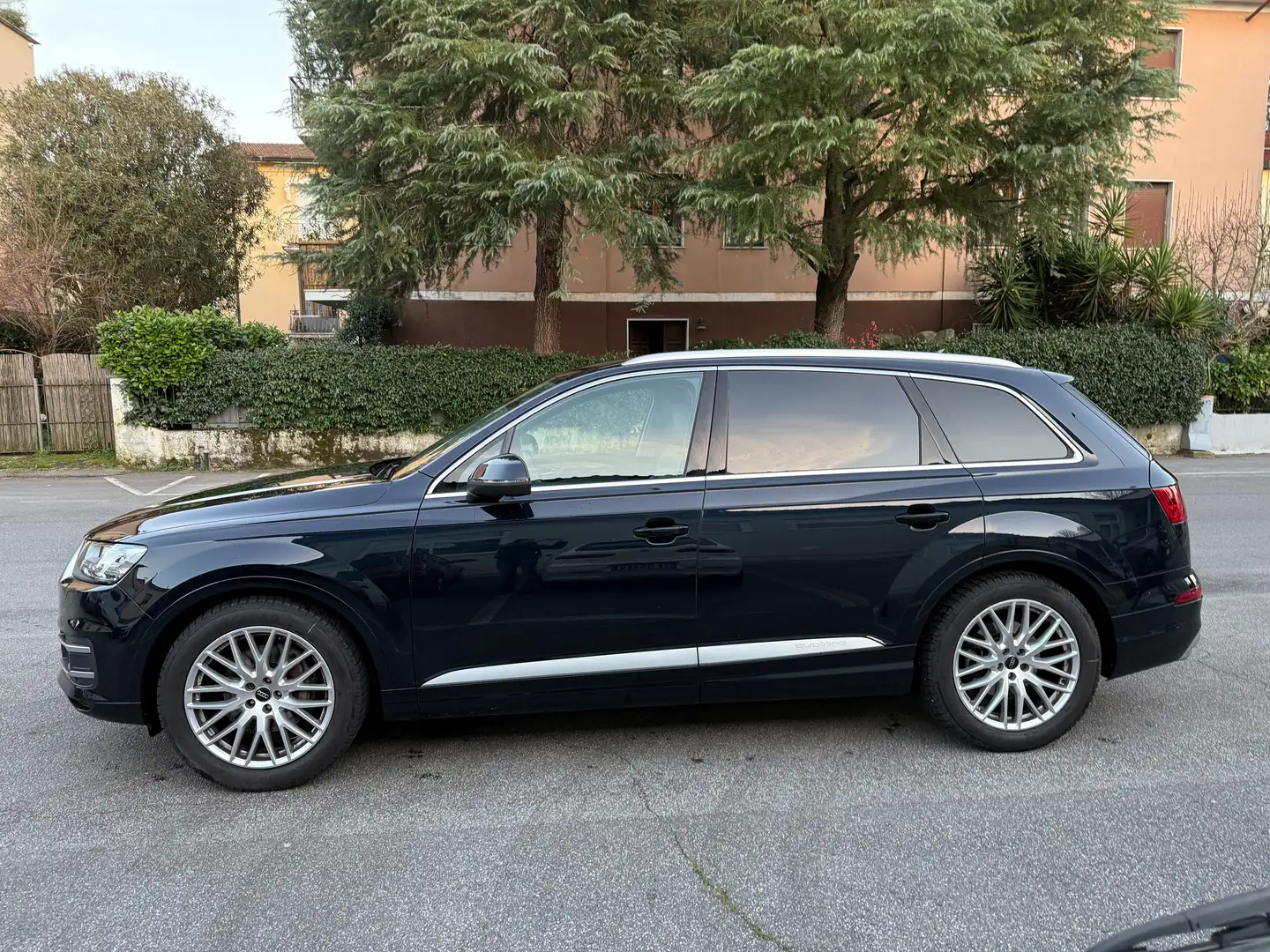 Audi Q7 Q7 3.0 tdi ultra Business Plus quattro tiptronic Blu/Azzurro - 2
