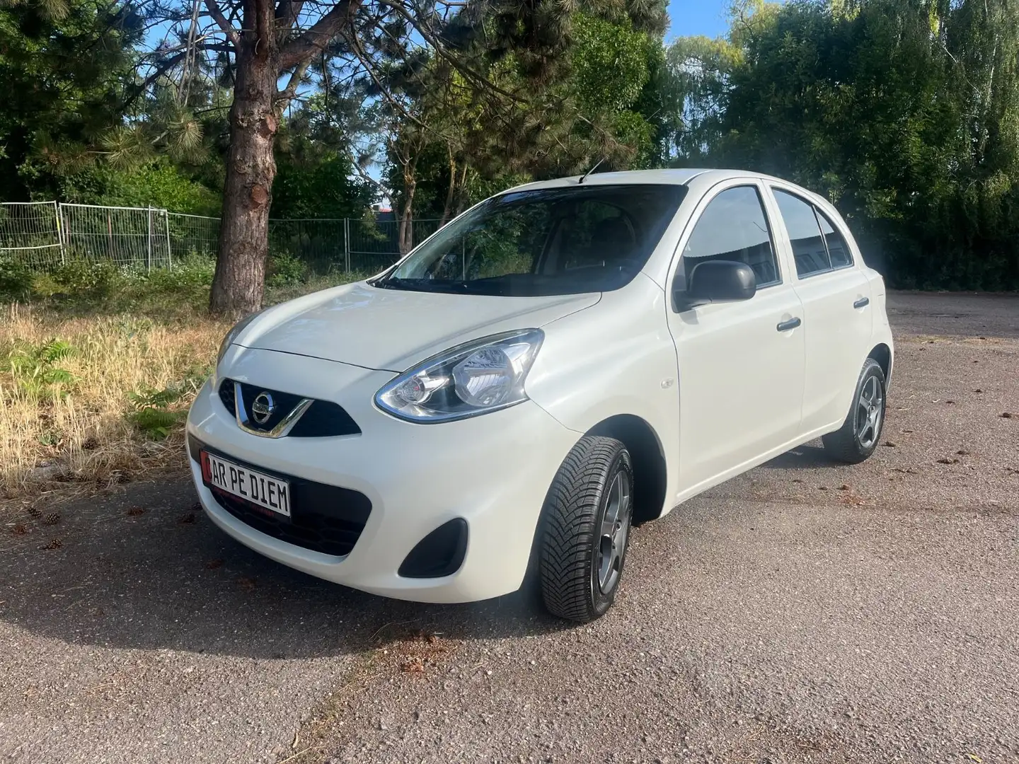 Nissan Micra Visia First Weiß - 2