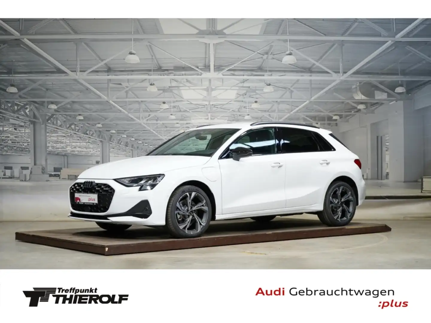 Audi A3 Sportback 40 TFSI e advanced S line Weiß - 1