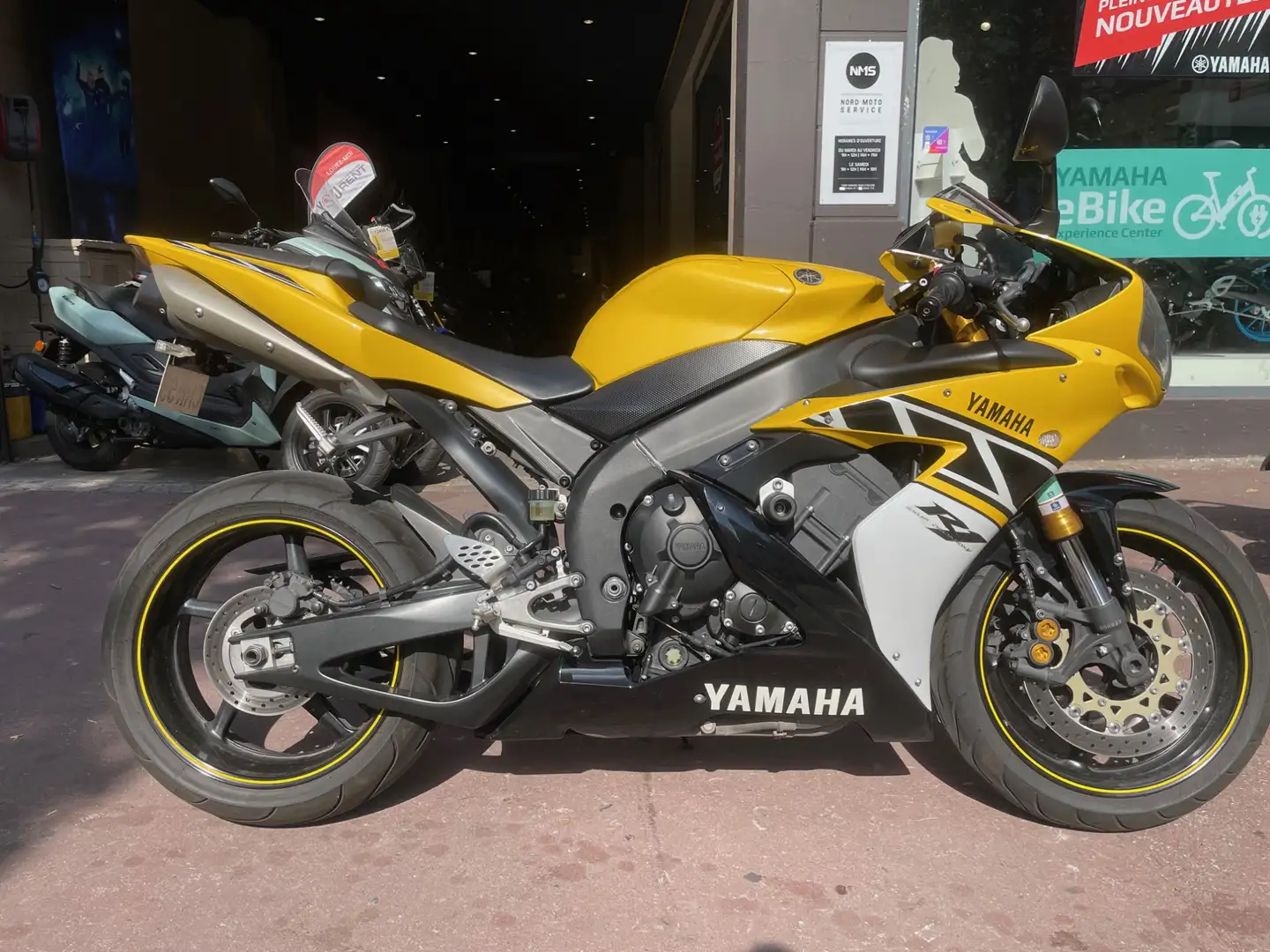 Yamaha R 3 Gelb - 1