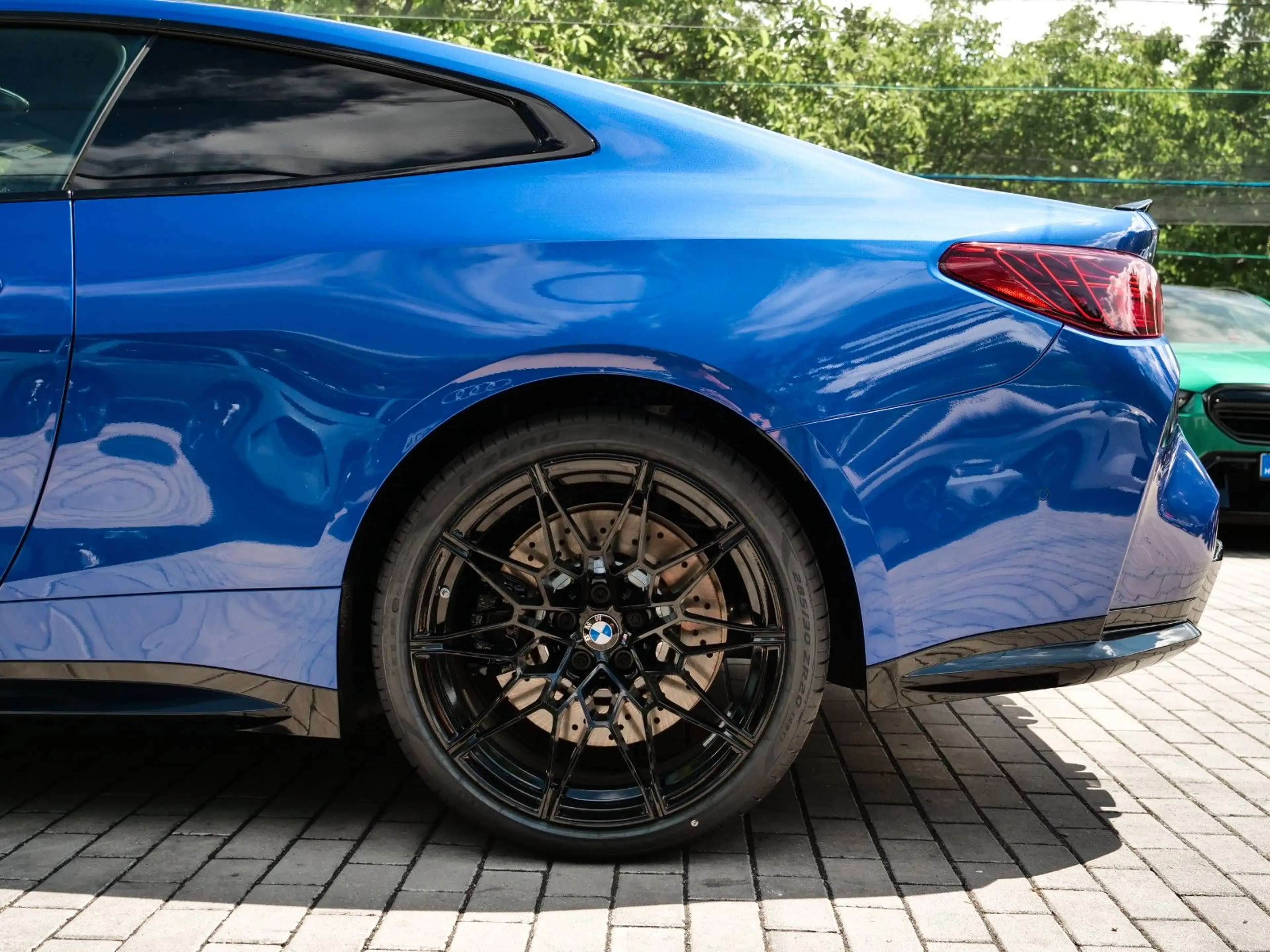 BMW M4 Competition DR.ASS.PRO.HUD.H&K.360 — photo 12