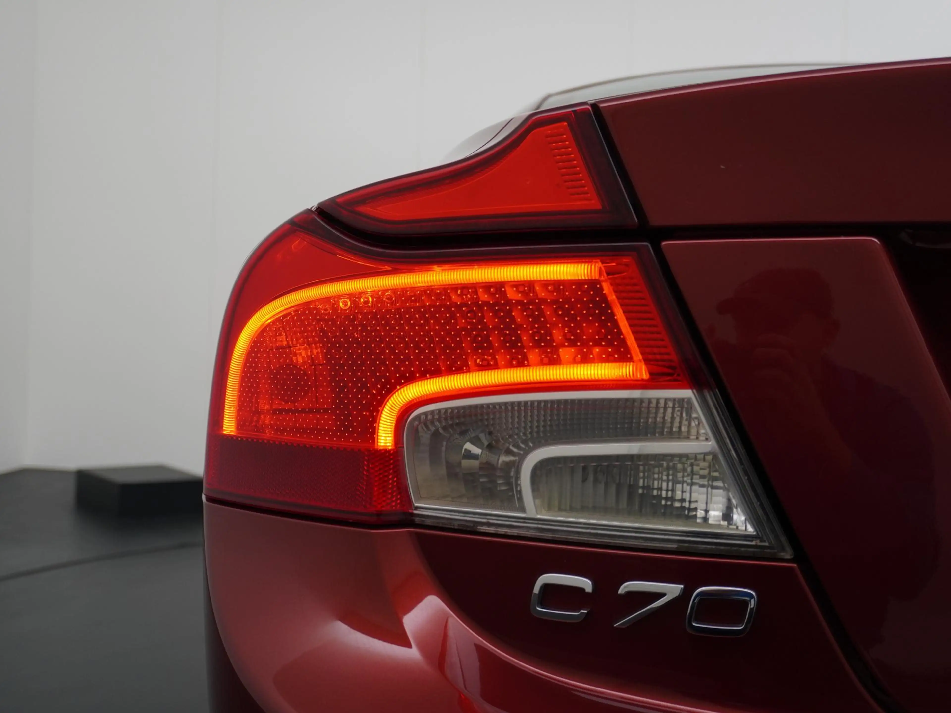 Volvo C70 Convertible 2.4i Intro Edition Leder/ PDC / Cruise — photo 7